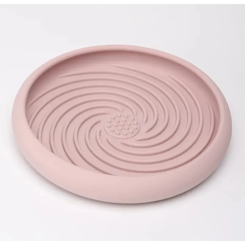 Silicone spiral design slow feeder or licky mat in a choice of colours.